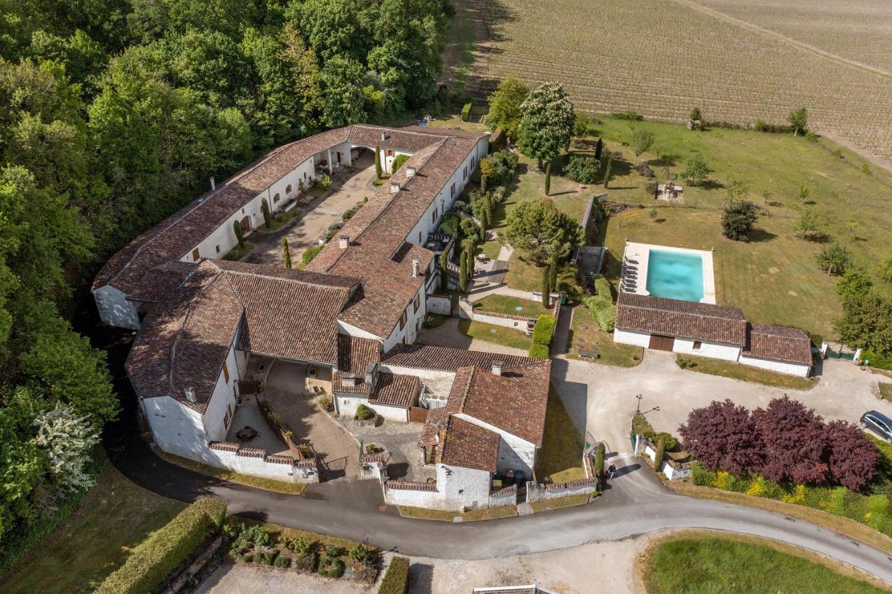 ホテル ルレ デュ サイレンス ル ルレ ドゥ サンプルイユ Saint-Preuil エクステリア 写真